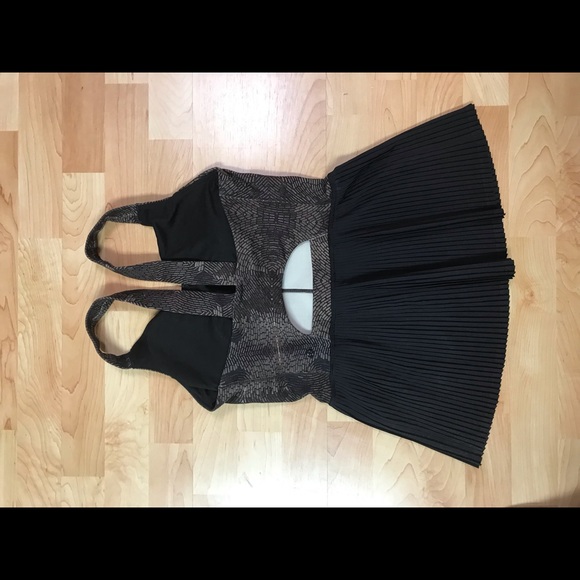 Bundle of Lululemon size 6 - Picture 8 of 8